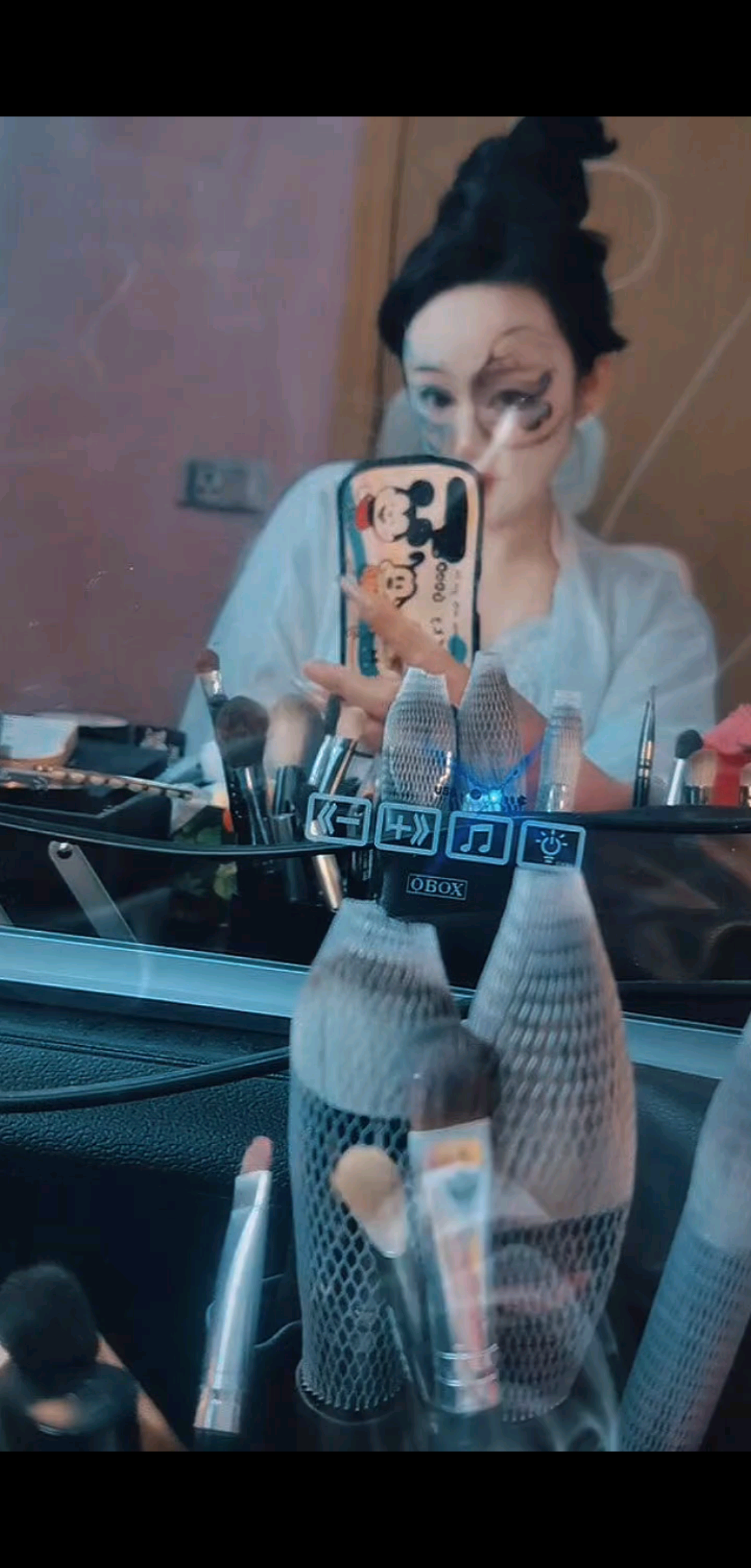 问世间，穿过多少流年