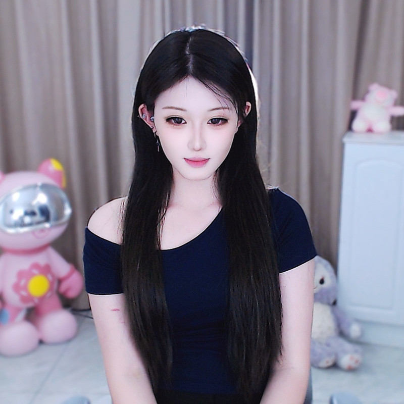 新人.小怡的主播海报