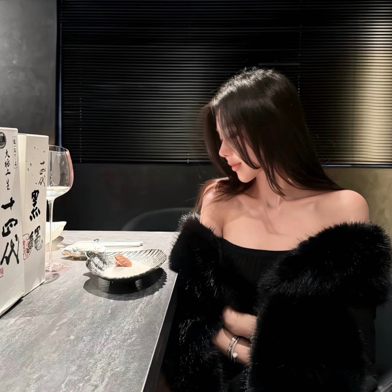 子怡怡的直播间