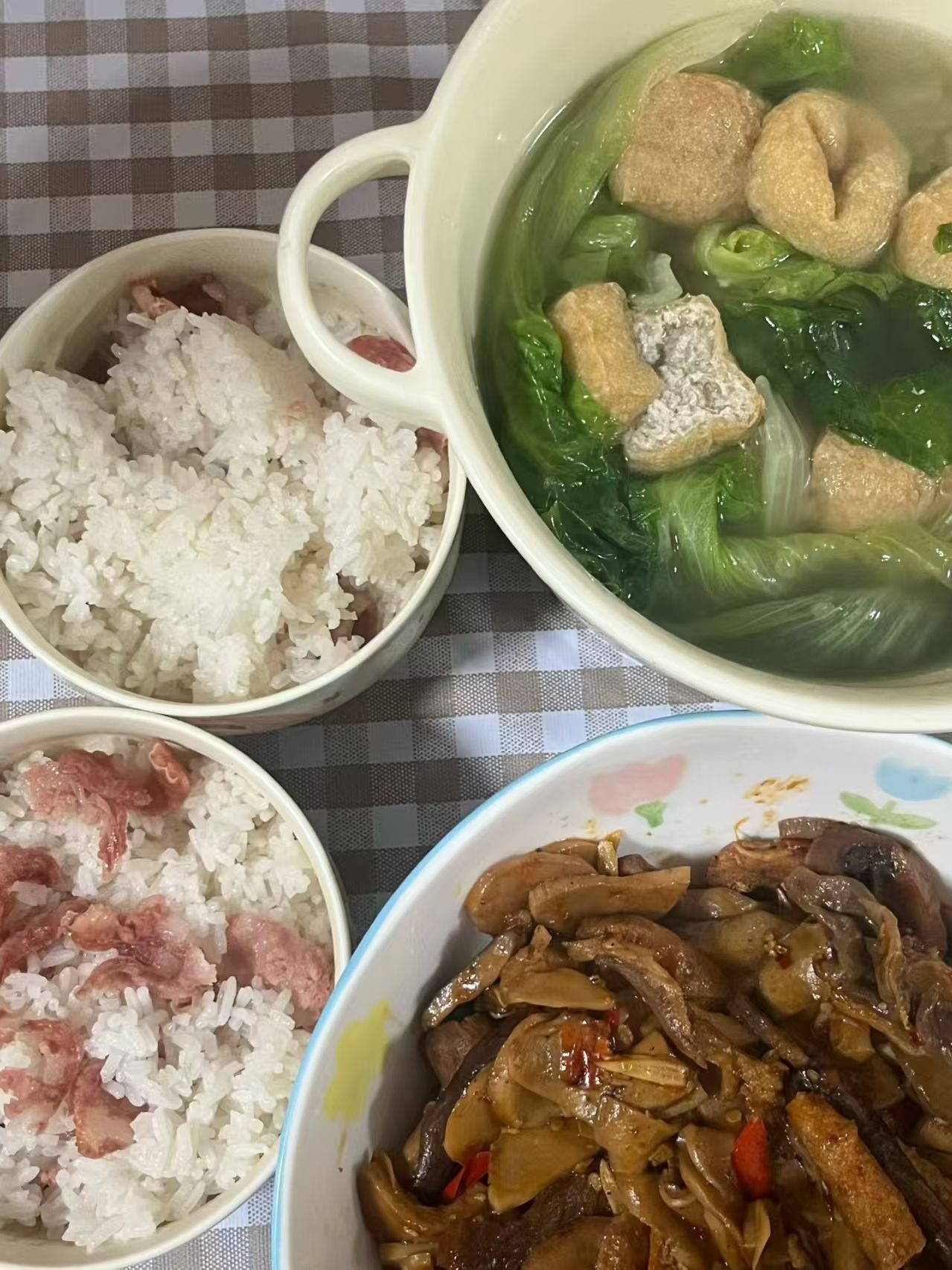 鸭鸭🐰的主播照片