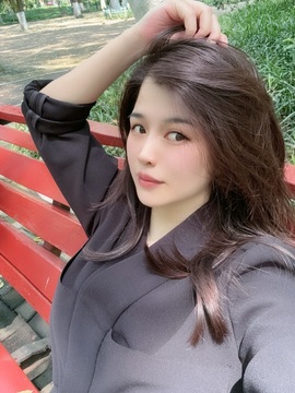 つ♡小可♡主播照片