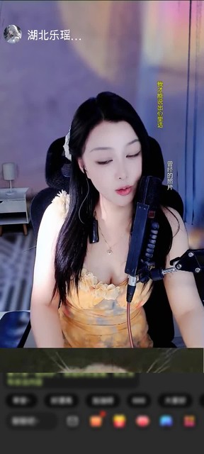 感谢拉链拉到底赠送天空游乐园1个