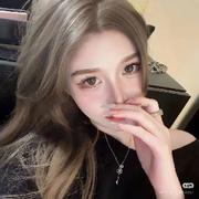 穗岁✨不乖的头像