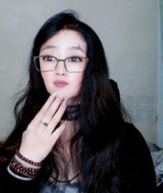 龙菲菲越来越好主播照片