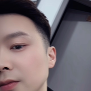 龙龙团长🙈小菊花