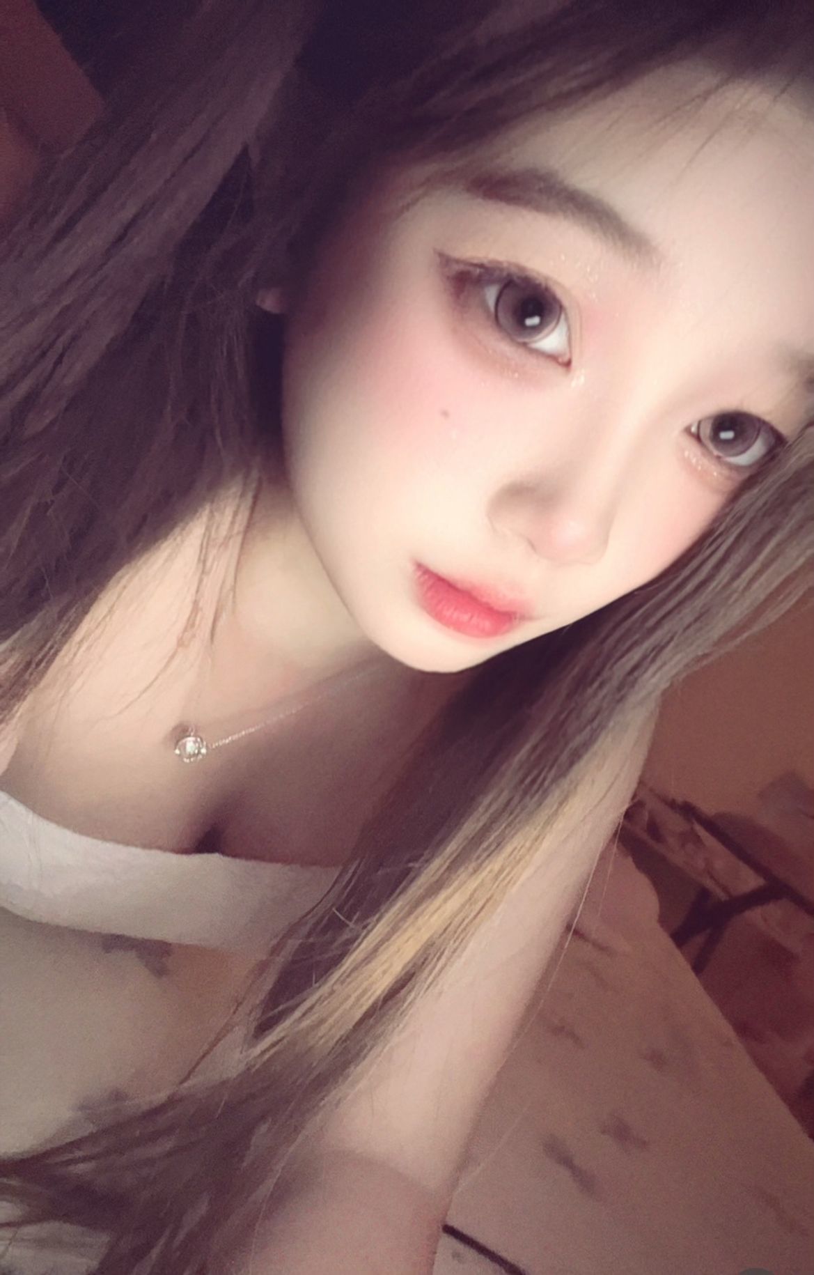 小莱lai主播图片