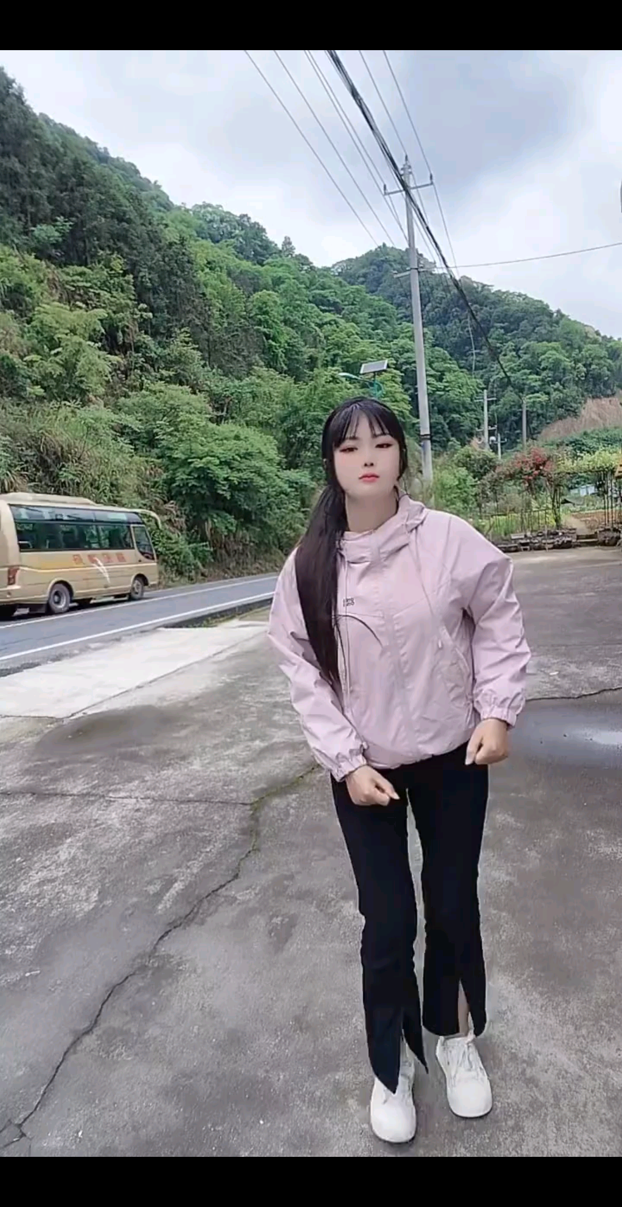 千山万水总是情，给妞