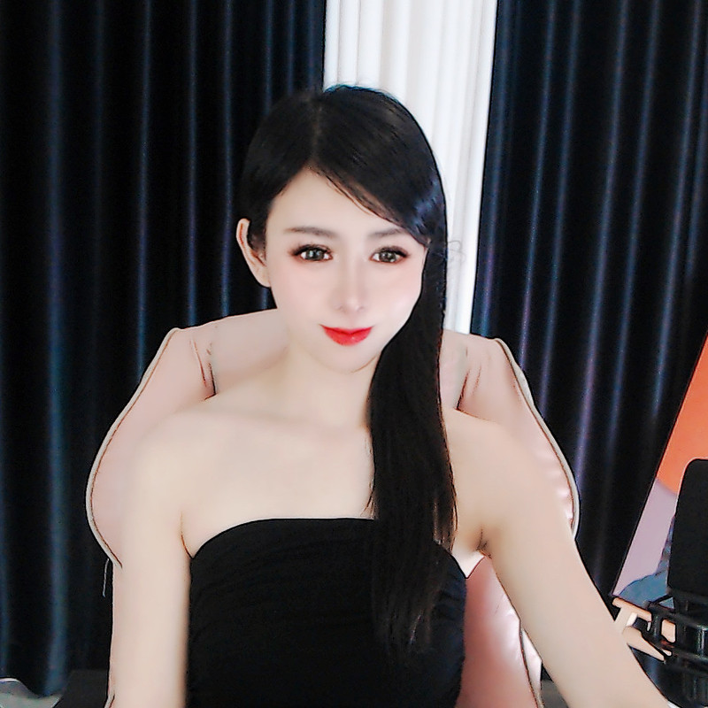 @新人嫣然的直播间