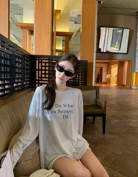 喂一口抱抱馨💌的图片