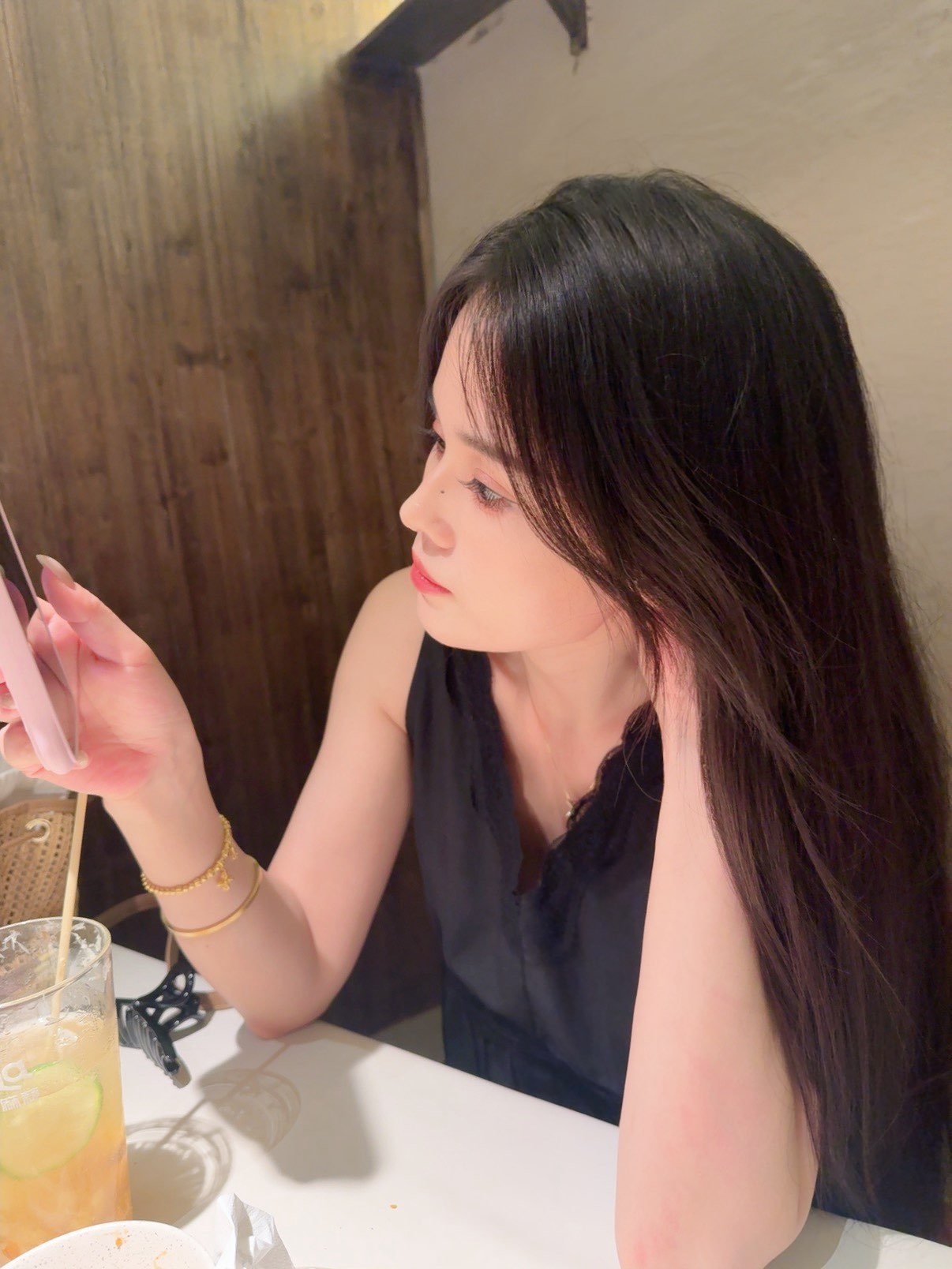 灵儿💗唱歌滴主播图片