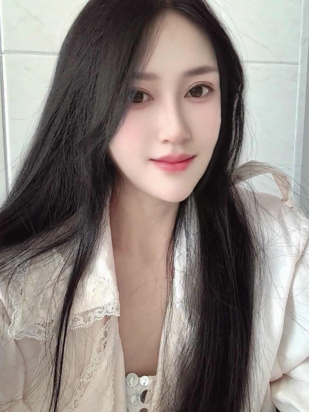 忙里偷闲录个小视频，