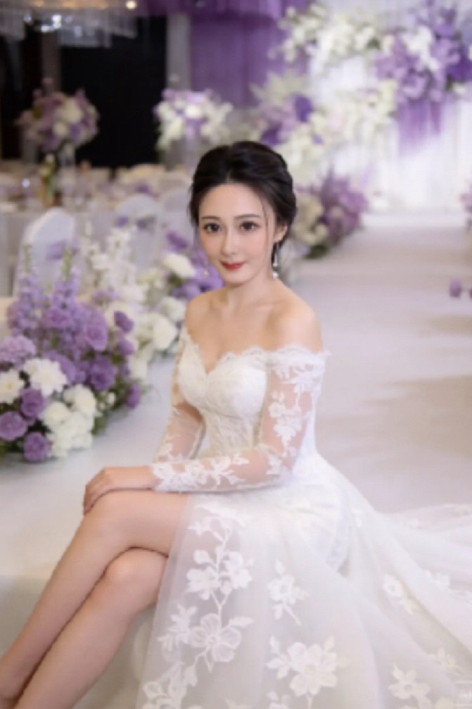甜歌悦宝主播图片