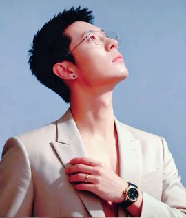 ♛花香染晨♛的图片