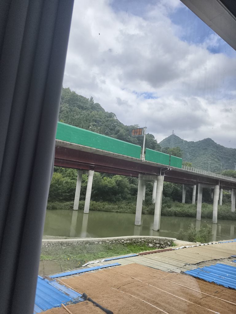 老抠的日常的主播照片