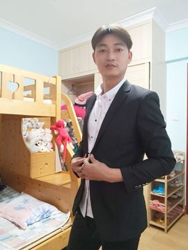 篮球的火蚁。的图片