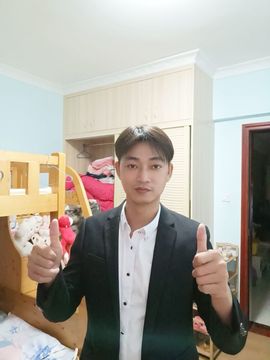 篮球的火蚁。的图片