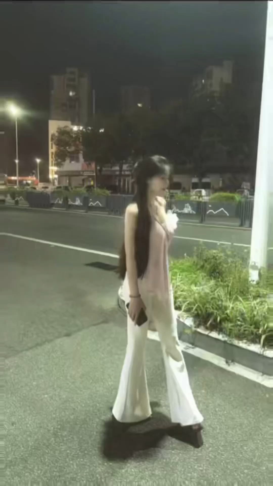 晚上好 各位老总们.