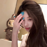 新人小怡..