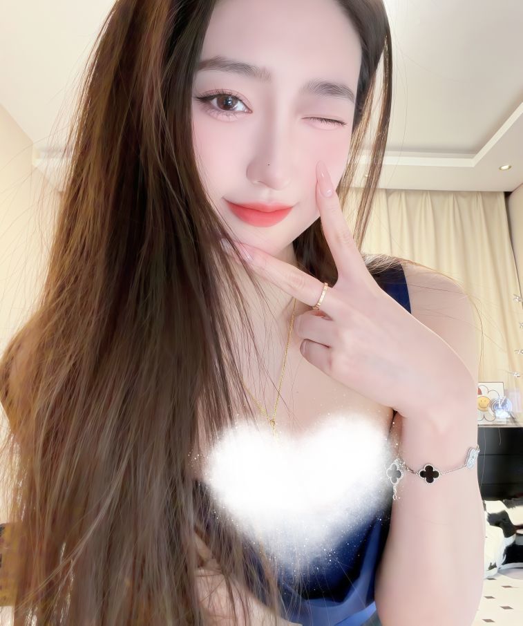 心儿ღ主播图片
