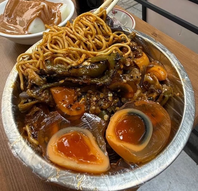大亮子（精壮的男人）主播图片