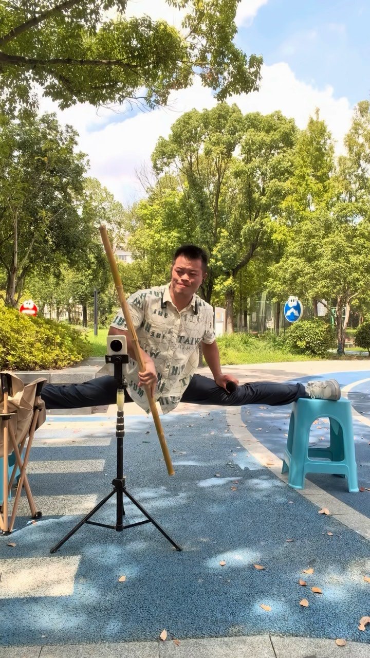 每天街头路演正式开始