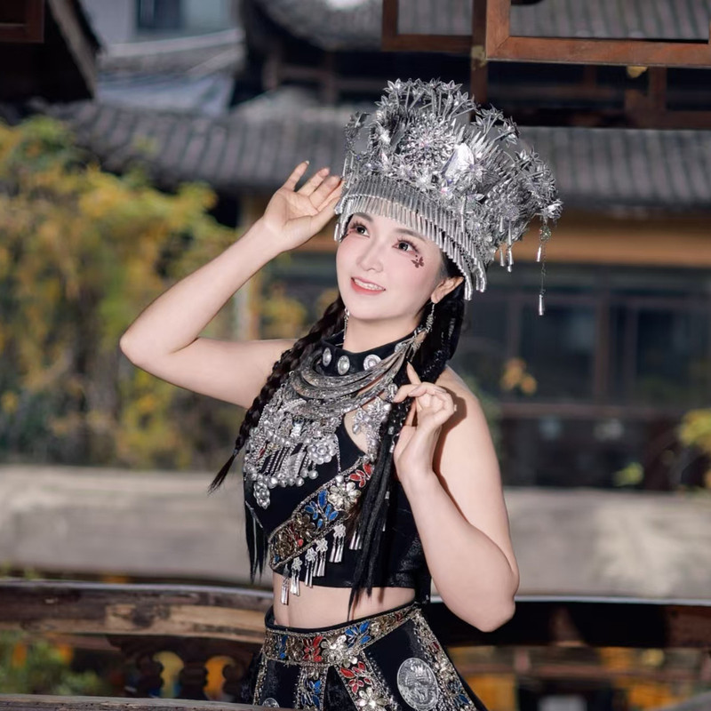 闪闪LL