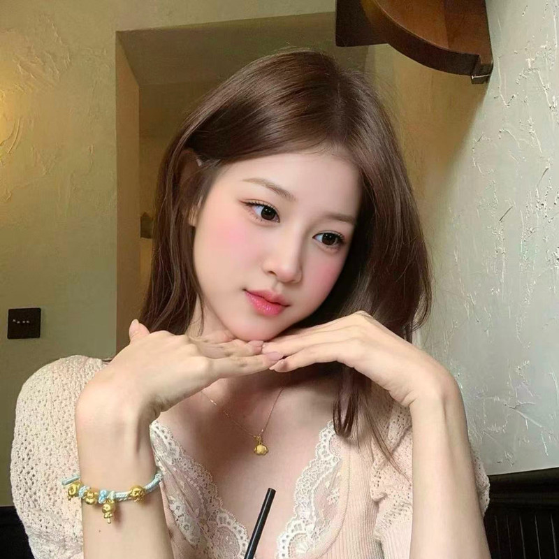 新人..椰椰的主播海报