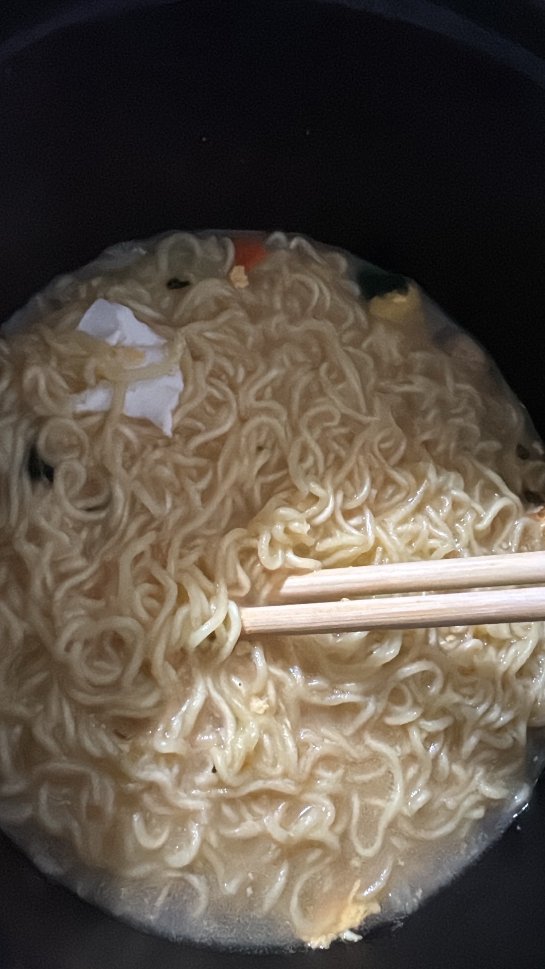 白Y鸭晚上不播主播图片