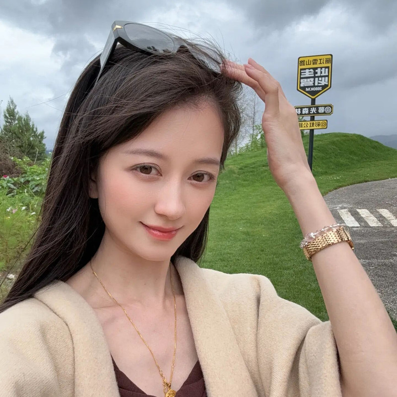 充值点大森林快乐二姐的主播海报