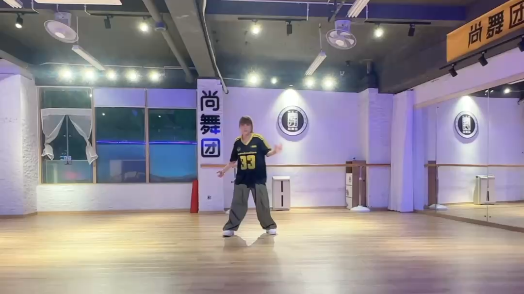 “孤单北半球”