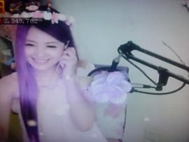 😸熱饅頭主播照片