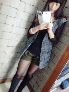 LOX蜜主播照片