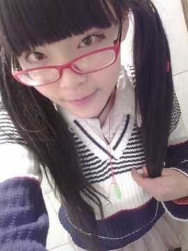 倩倩老师主播照片