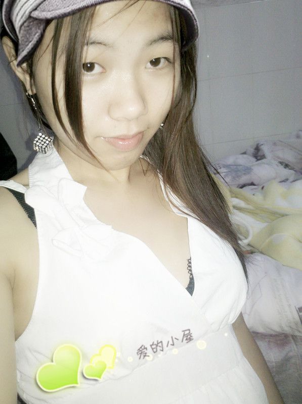 聘美女主播的主播照片