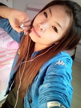 爲谁而蒥╰主播照片