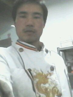 东海弟弟主播照片