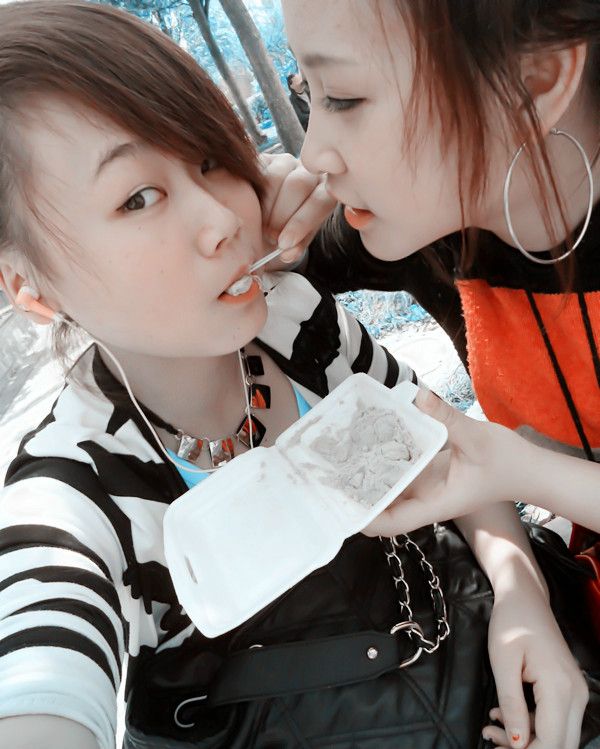 *陌晓晓的主播照片