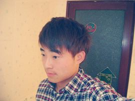中国麦MC男哥主播照片