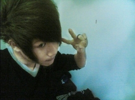 哇家庭煮男主播照片