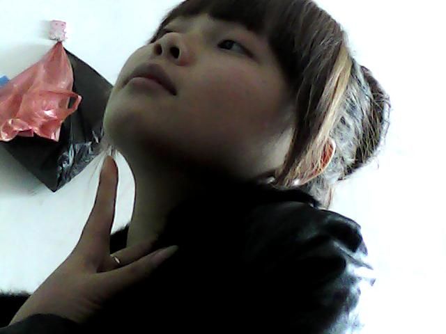 紫、、、花的主播照片