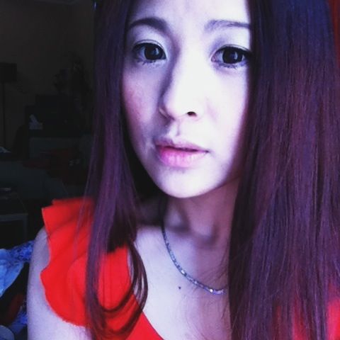 〆。妍的主播照片