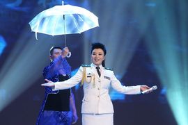 刘子琪主播照片
