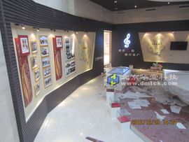 华堂多媒体专家主播照片