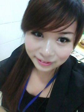 请叫我黄小姐主播照片