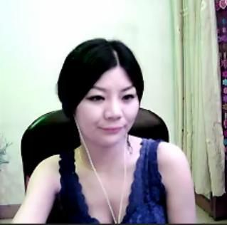 为谁穿婚纱主播照片