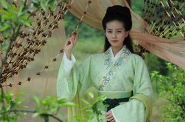 獨立團灬战丶醉秋枫主播照片