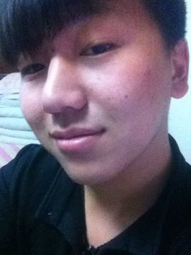 一个狰狞主播照片