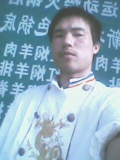 东海弟弟主播照片