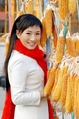 刘子琪主播照片