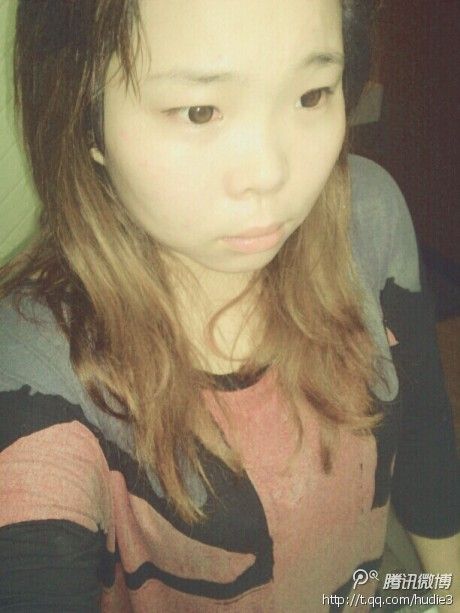 再执着也许只是念旧″主播照片
